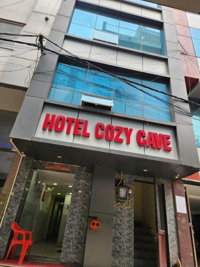 Hotel Cozy Cave New Delhi Eksteriør bilde
